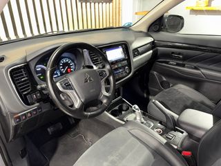 Mitsubishi Outlander PHEV 2.0 Kaiteki 4WD