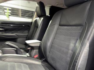 Mitsubishi Outlander PHEV 2.0 Kaiteki 4WD