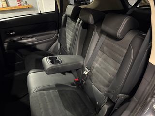 Mitsubishi Outlander PHEV 2.0 Kaiteki 4WD