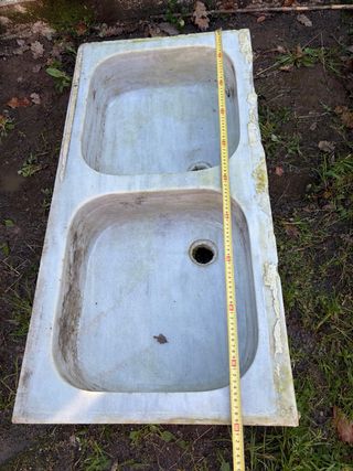 Fregadero doble de mármol antiguo