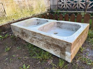 Fregadero doble de mármol antiguo