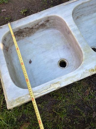 Fregadero doble de mármol antiguo