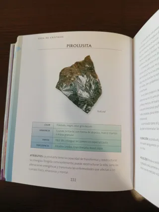 La Biblia De Los Cristales