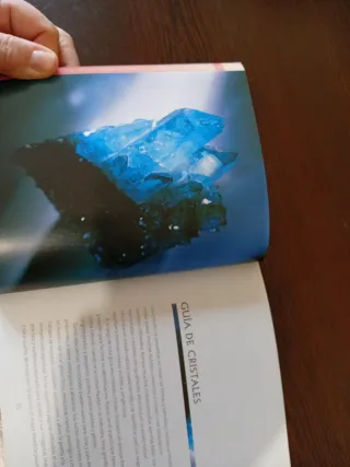 La Biblia De Los Cristales