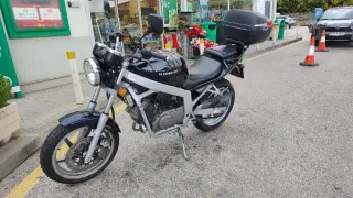 Hyosung GT 125 Comet V-Twin Negra