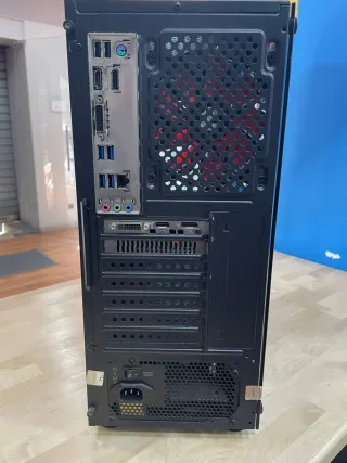 Ordenador de sobremesa Nitropc Negro