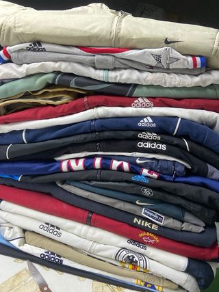 ropa de marca y ventage vendimos por el kilo