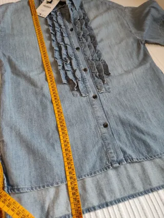 Camisa Zara Denim con Volantes
