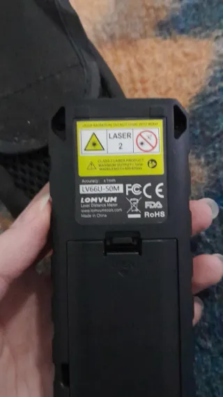 Medidor Láser Lomvum LV66U