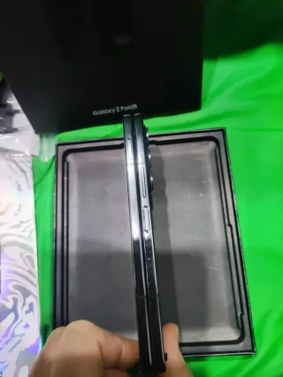 Samsung Galaxy Z Fold5 1TB + S Pen + Cargador 65 w