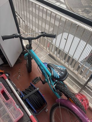 Bicicleta infantil azul
