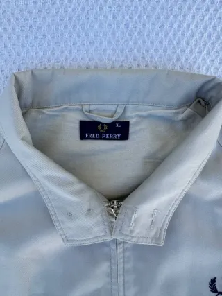 Chaqueta Fred Perry Harrington Beige Unisex