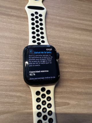 Apple Watch SE 44mm Nero