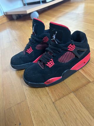 Jordan 4 Red Thunder