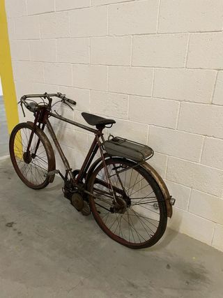 Mosquito motorizado, completo.