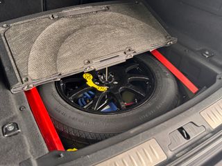 Land Rover Range Rover Velar R-Dynamic SE 204CV