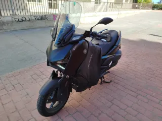 Yamaha X-MAX 300 Tech-Max