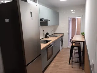 Se alquila habitación grande en Albacete