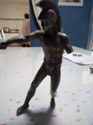 Estatuilla guerrero romano