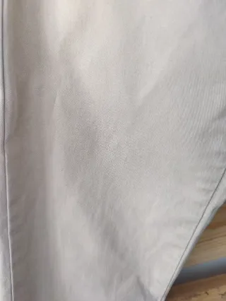 Pantalón chino beige Kiabi T8