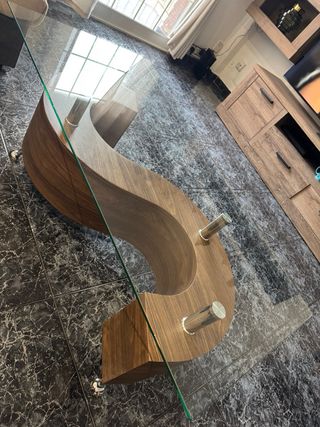 Mesa centro cristal y madera diseño S