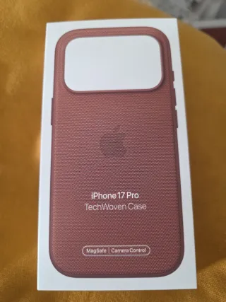 Funda TechWoven iPhone 17 Pro Sienna