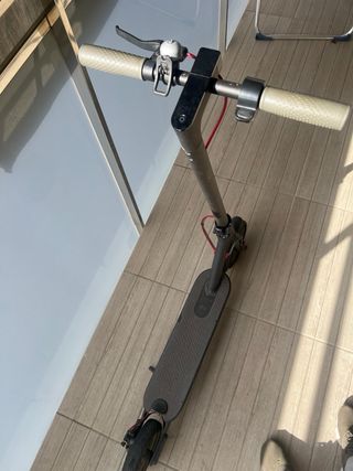 Patinete Eléctrico Xiaomi Gris