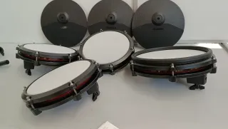 //Batería Alesis Nitro Max //W30Y5959