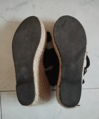 Sandalias de cuña negras verano