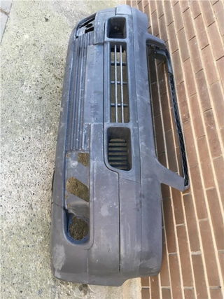 Paragolpes delantero VW Transporter T5