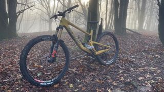 Bicicleta Santa Cruz Bronson CC XL