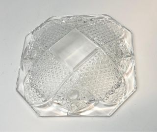 CENICERO DE CRISTAL TALLADO