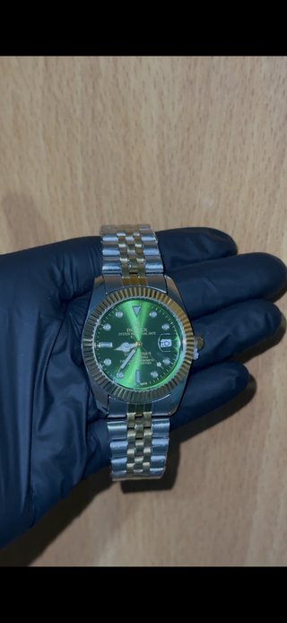 RELOJ UNISEX ELEGANTE VERDE Y DORARO