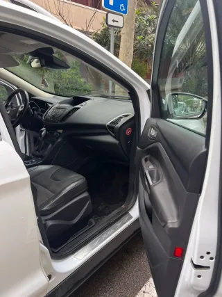 Ford Kuga 2014