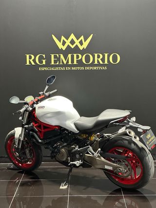 MONSTER 821 DESDE 151€/MES