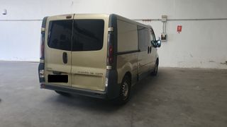 Opel Vivaro 2005
