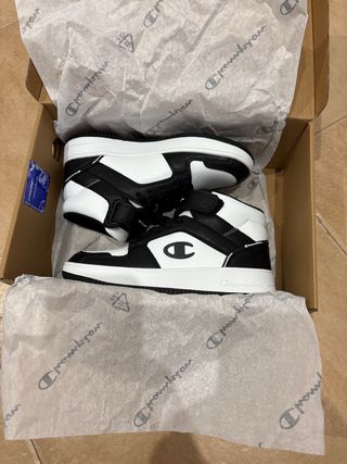 Zapatillas Champion niño negras y blancas