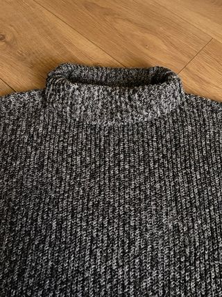 Jersey jaspeado cuello alto