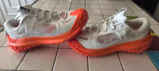 Nike ACG Mountain Fly 2 Low Naranja/Blanco