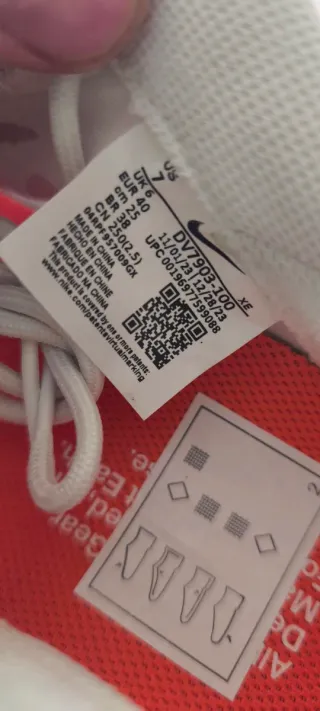 Nike ACG Mountain Fly 2 Low Naranja/Blanco