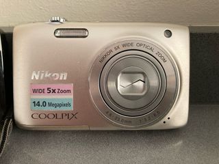 2 Fotocamere Digitali Nikon e Casio