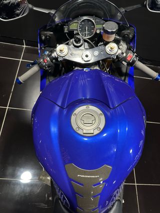 YZF R6 DESDE 160€/MES
