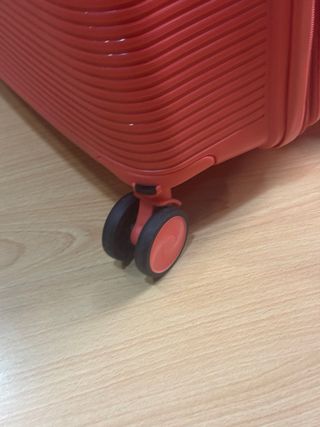 Maleta grande JIAYIN roja 23kg