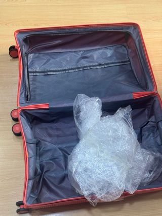 Maleta grande JIAYIN roja 23kg