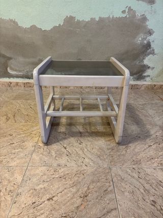 Mesa auxiliar cristal y madera