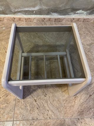 Mesa auxiliar cristal y madera