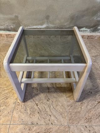 Mesa auxiliar cristal y madera