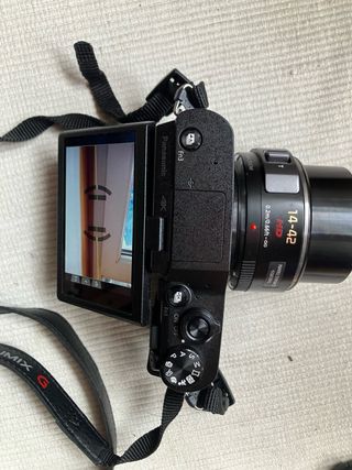 Panasonic Lumix GX880 + Objetivo Lumix G 14-42 X