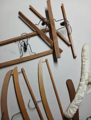 9 Grucce Vintage e non in legno: 1 in Metallo-Lino