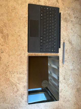 Microsoft Surface Pro 7+Stylet Surface Pen+Teclado